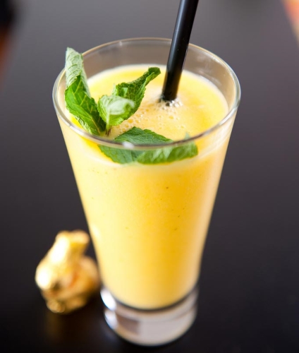 Pineapple Ginger Mint Juice Drink