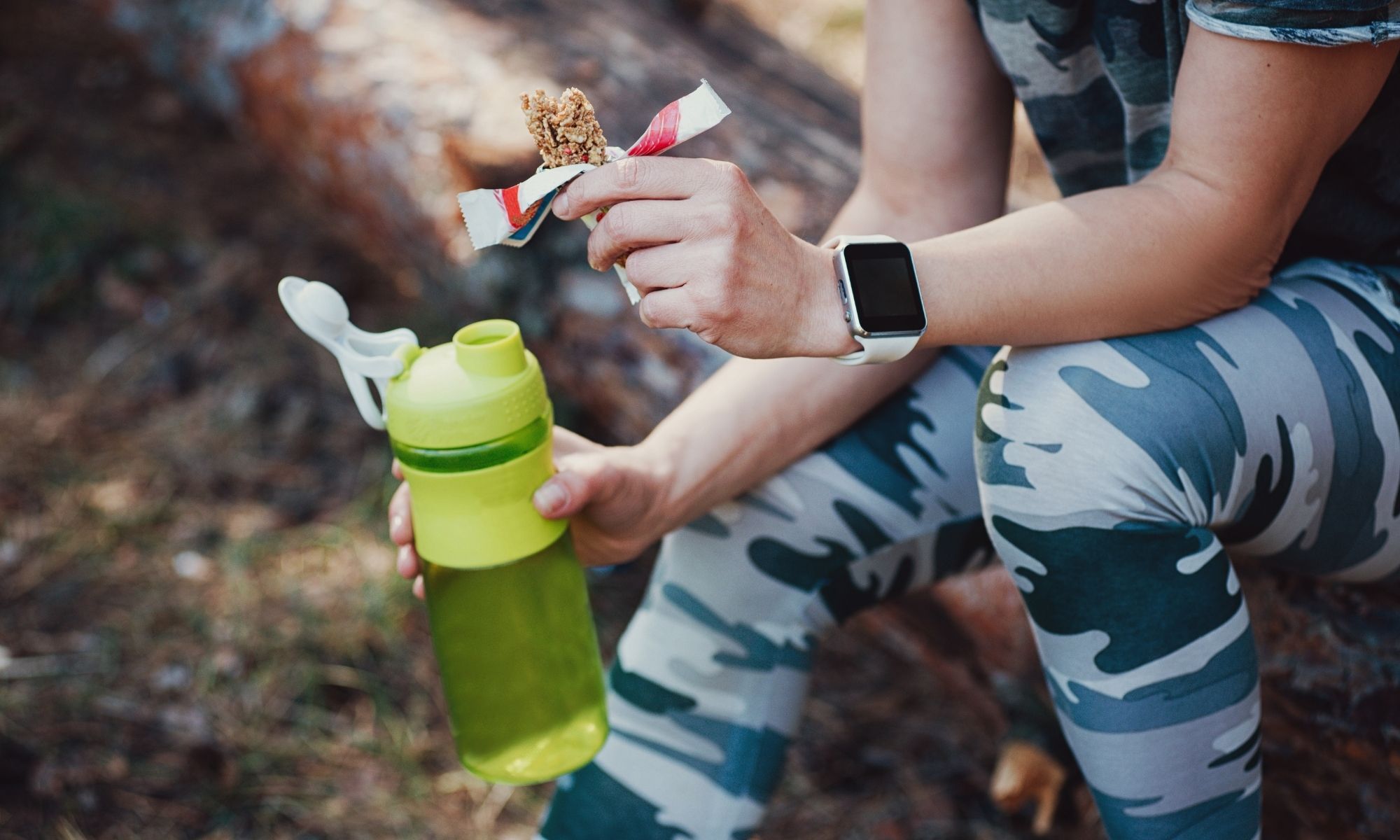 Having a protein bar as a delicious and healthy snack