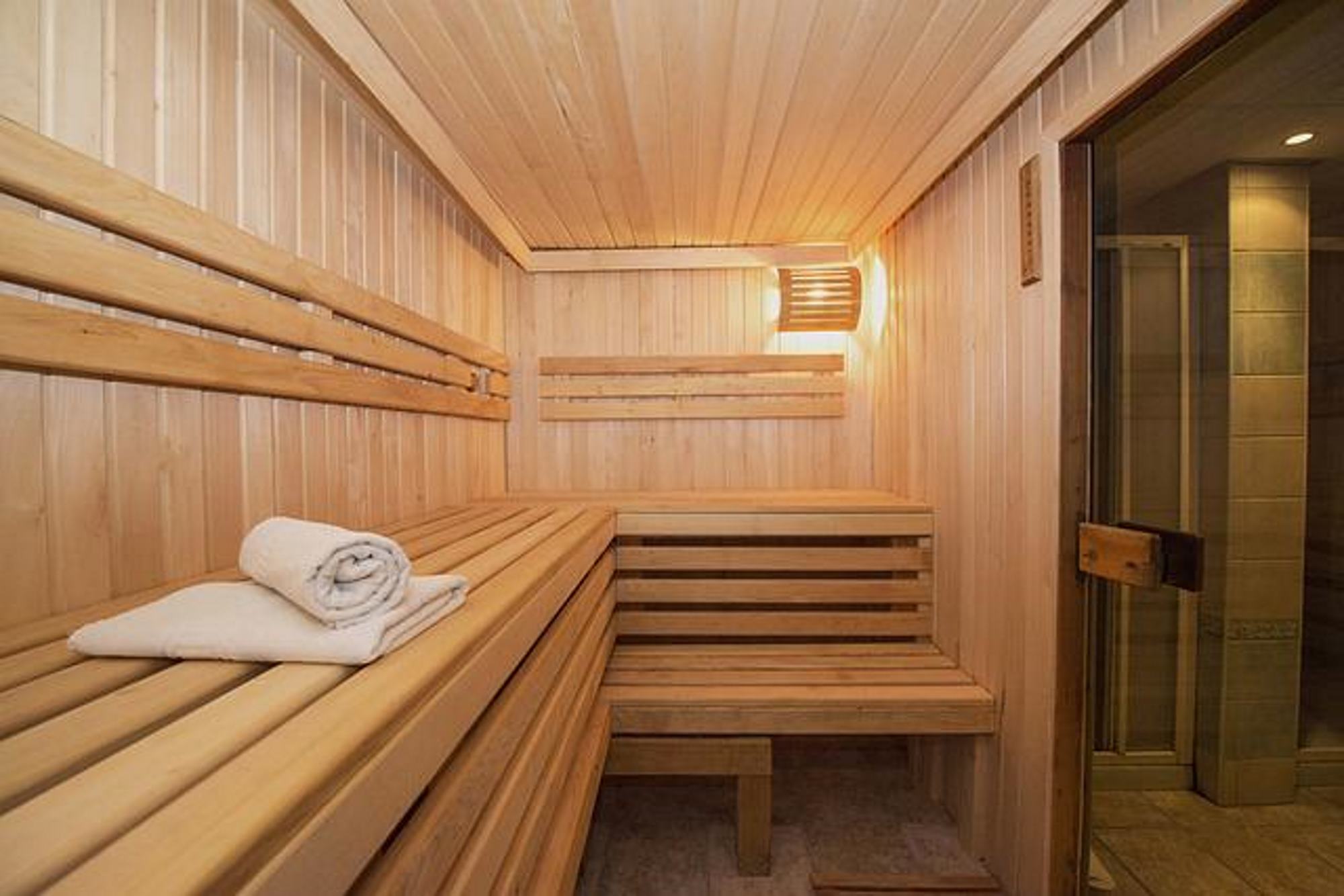 Indoor sauna