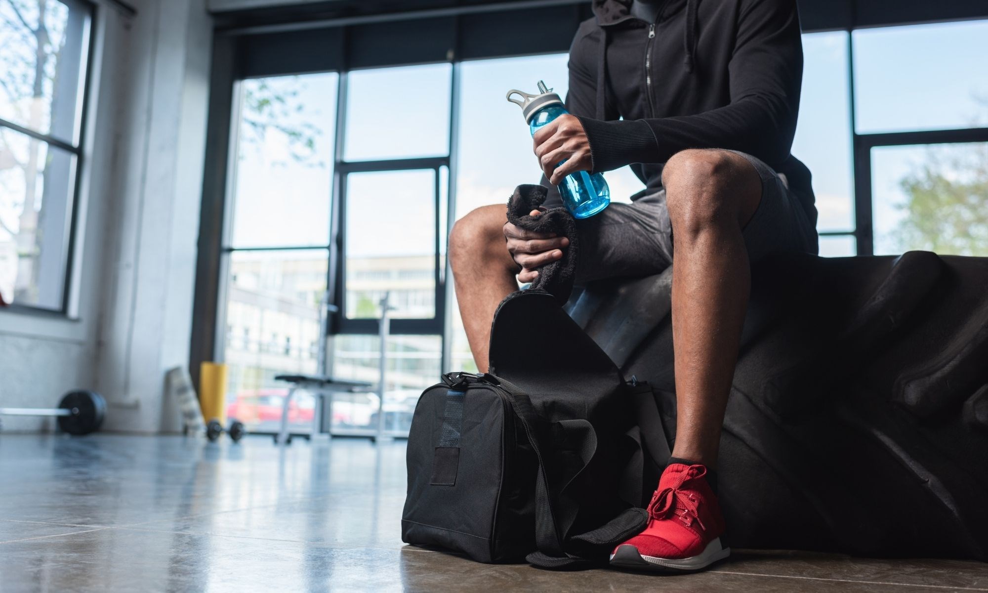 The Essentials Everyone Should Have in Their Gym Bag